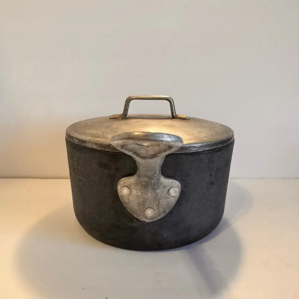 Vintage Magnalite GHC 3 Quart Sauce Pot Pan Anodized Cast Aluminum Lid USA Made.